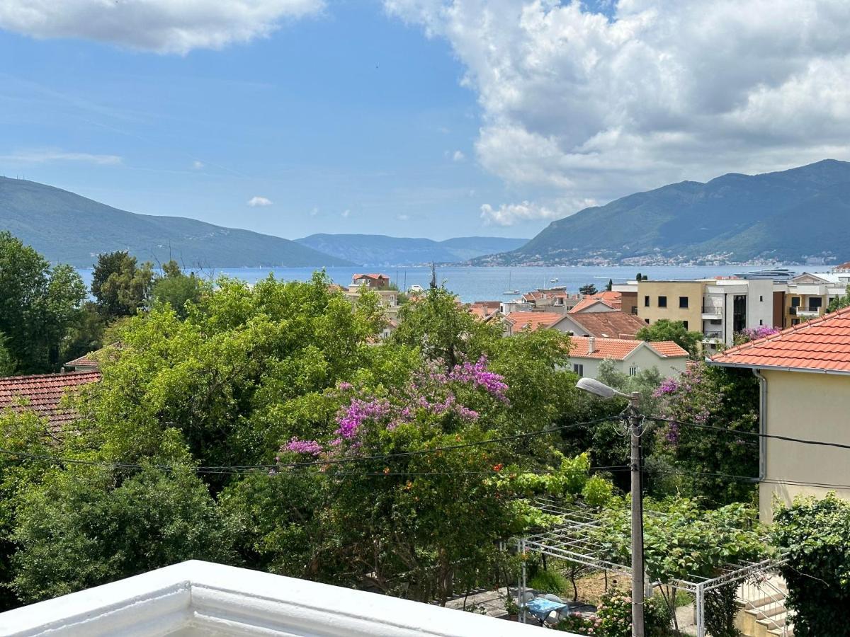 Vila Danica Tivat Apartamento Exterior foto