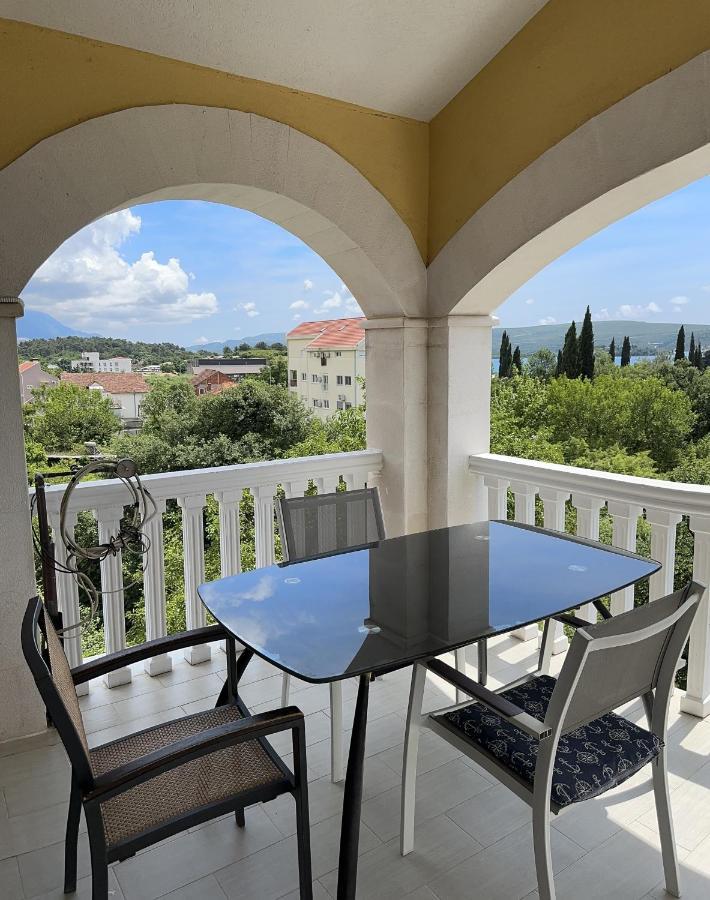 Vila Danica Tivat Apartamento Exterior foto