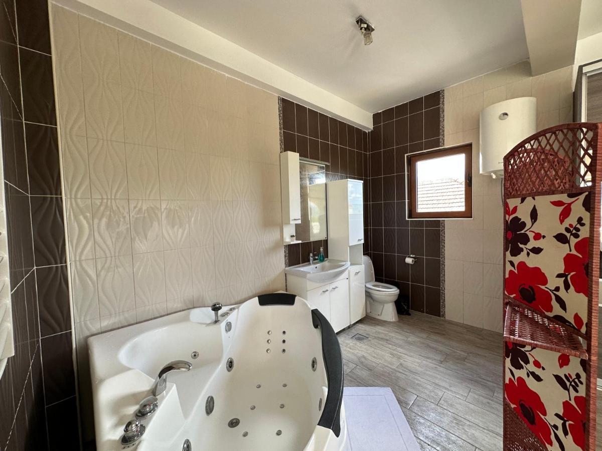 Vila Danica Tivat Apartamento Exterior foto