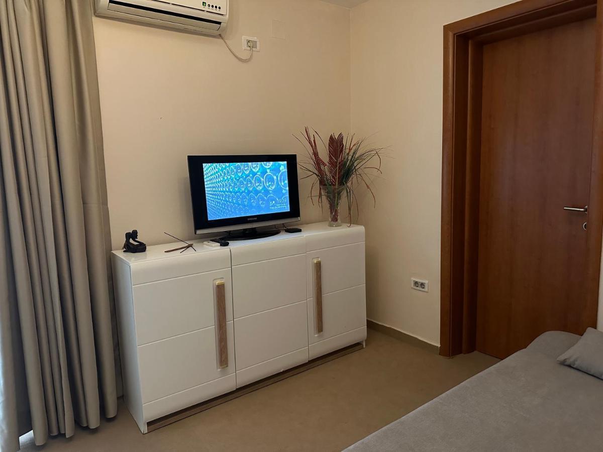 Vila Danica Tivat Apartamento Exterior foto